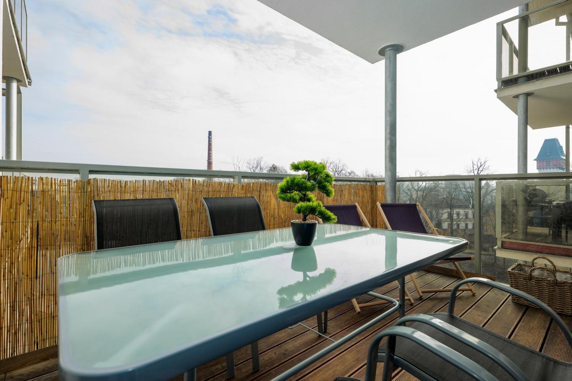 HomeAwayHome by the River