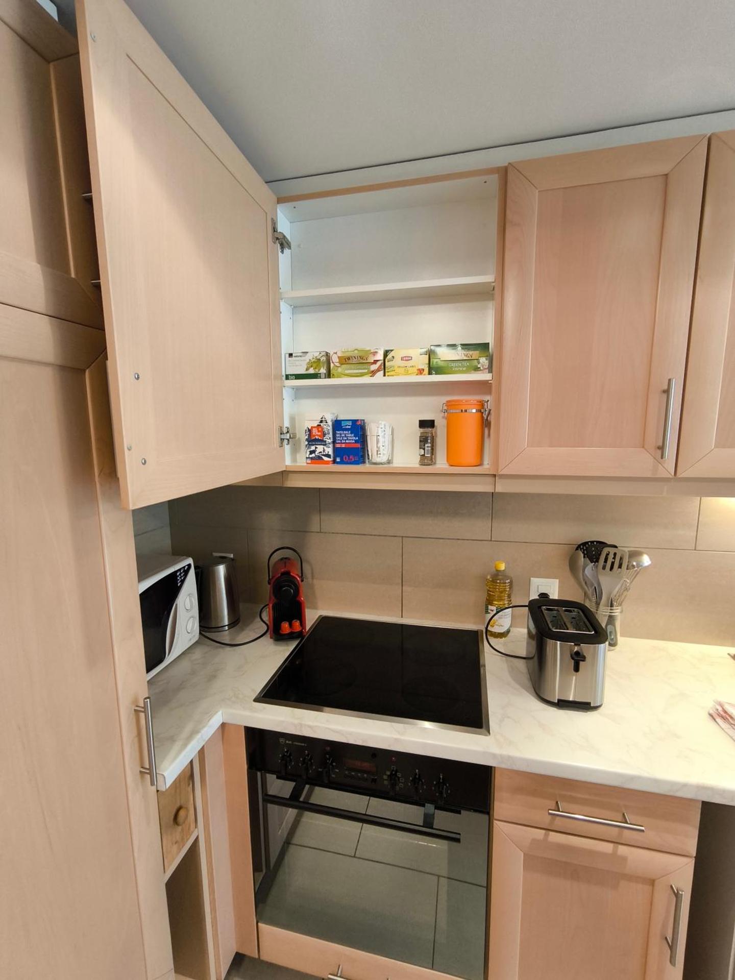 Coffee/tea facilities