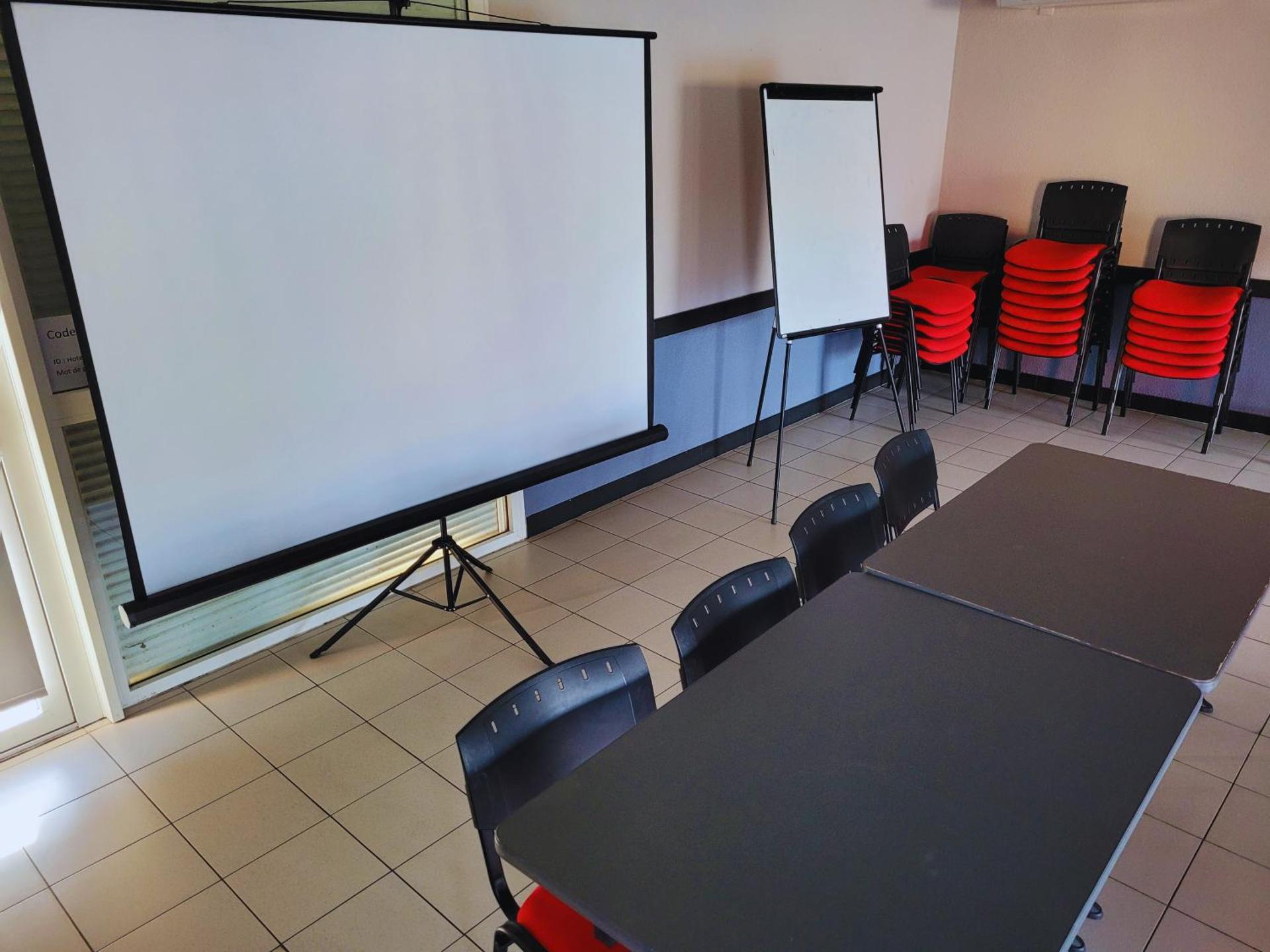 Meeting/conference room
