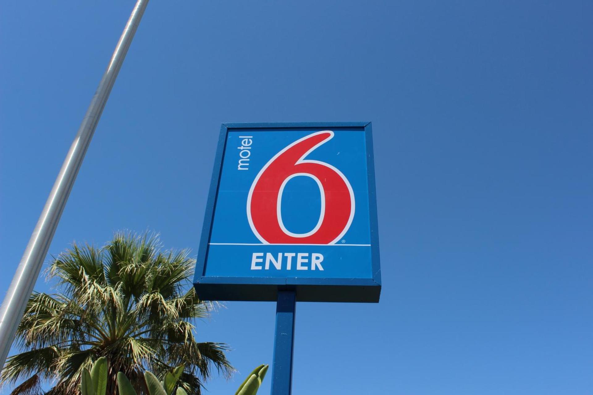 Property logo or sign