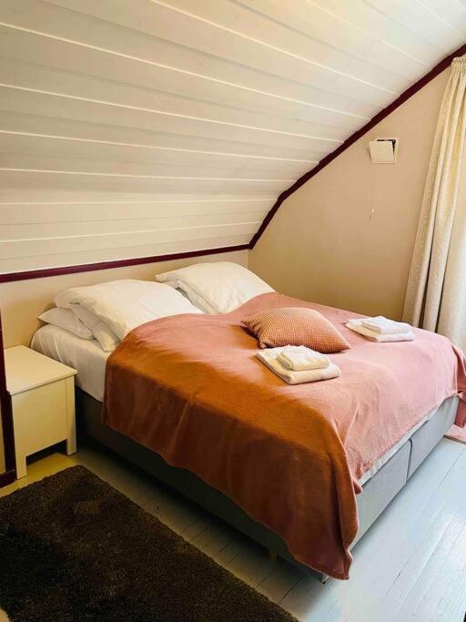 Solrikt og sentralt. Ta med både to og firbeinte