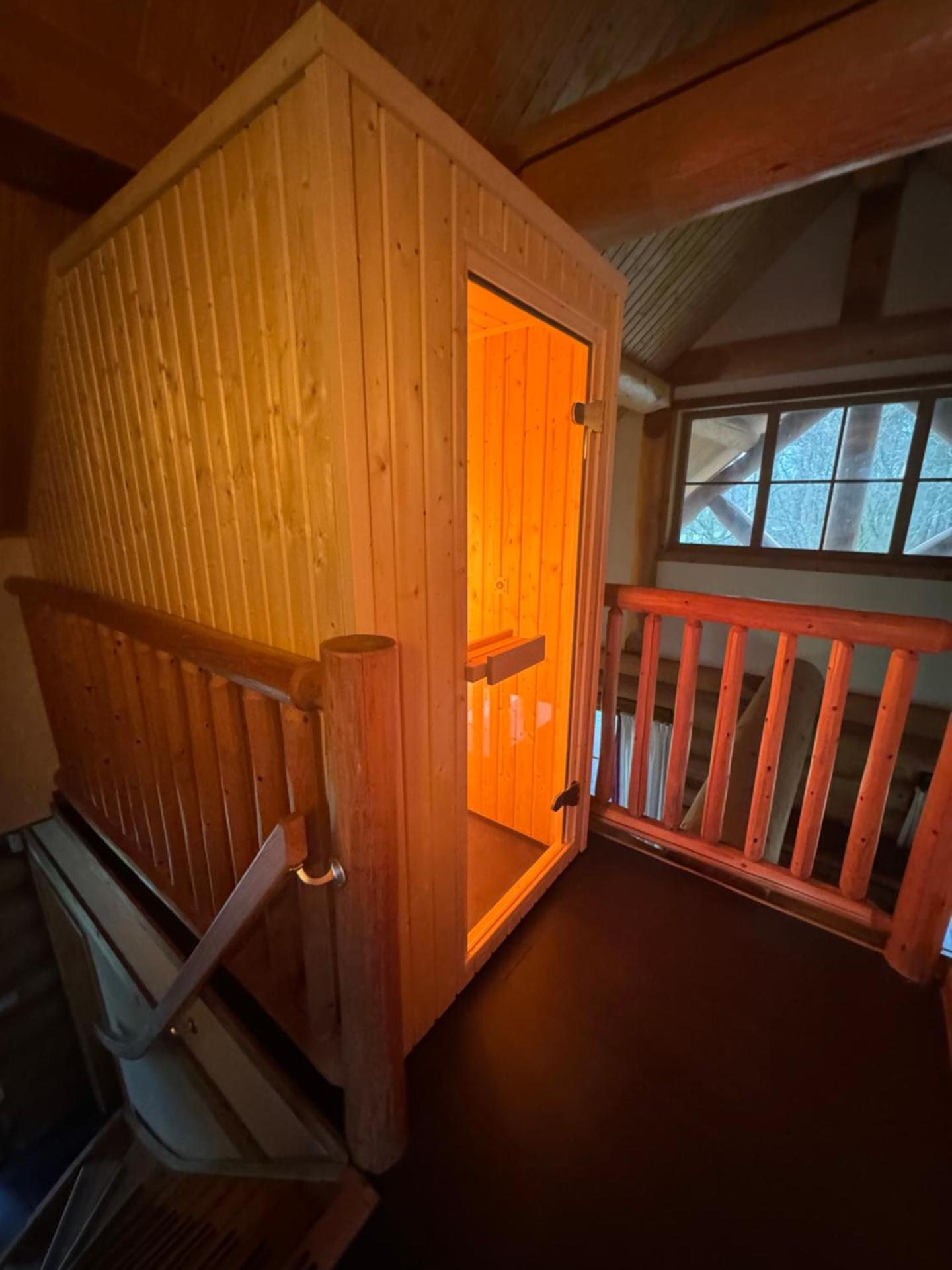 Unieke houten villa met SAUNA in Twente - 5p