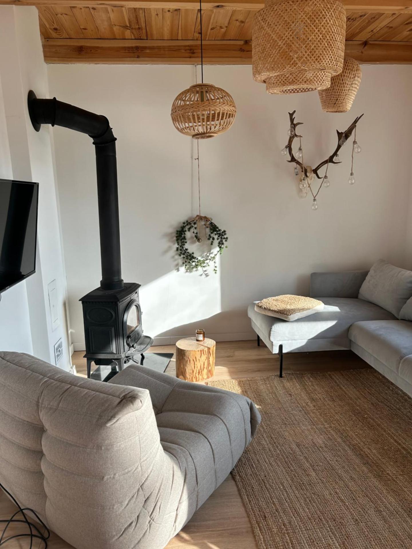 Communal lounge/ TV room