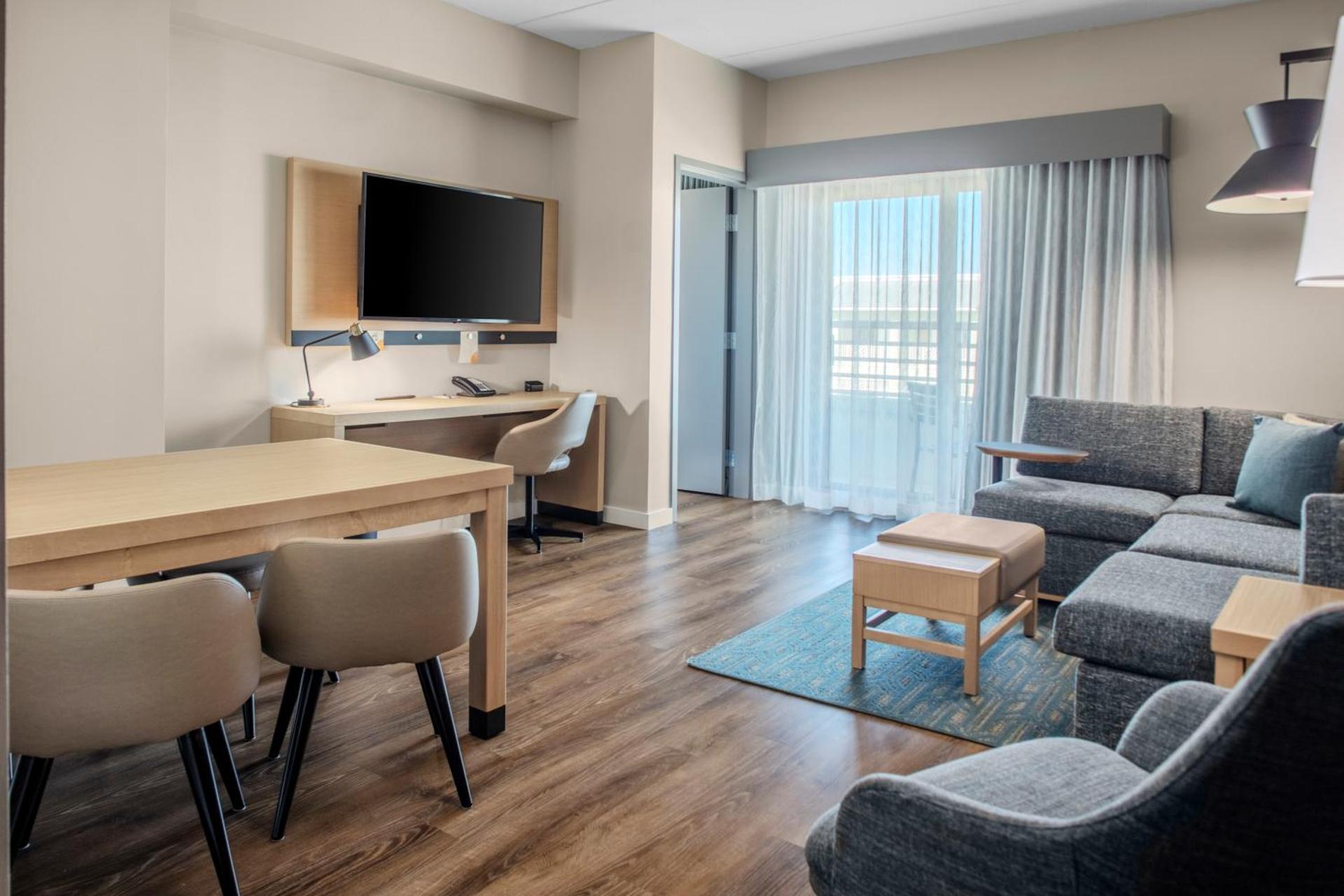 Communal lounge/ TV room