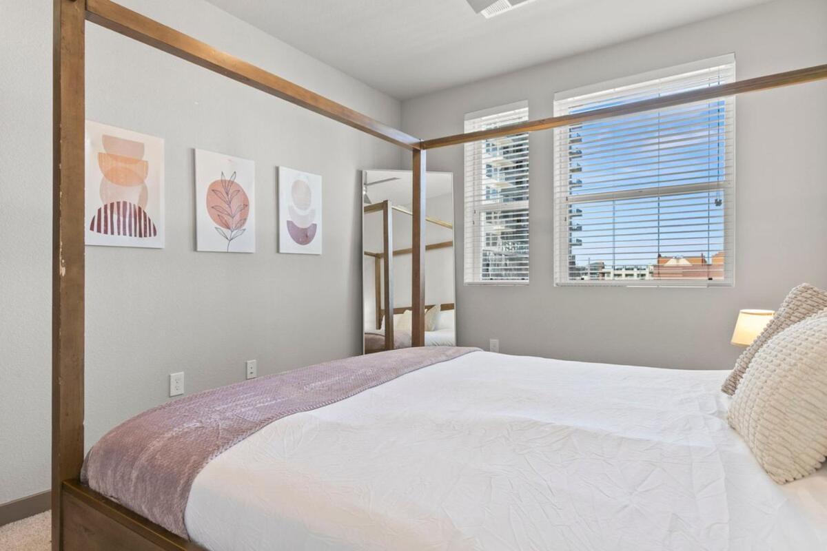 Cozysuites PHX RORO Gym, Pool, Pets, Parking! #8