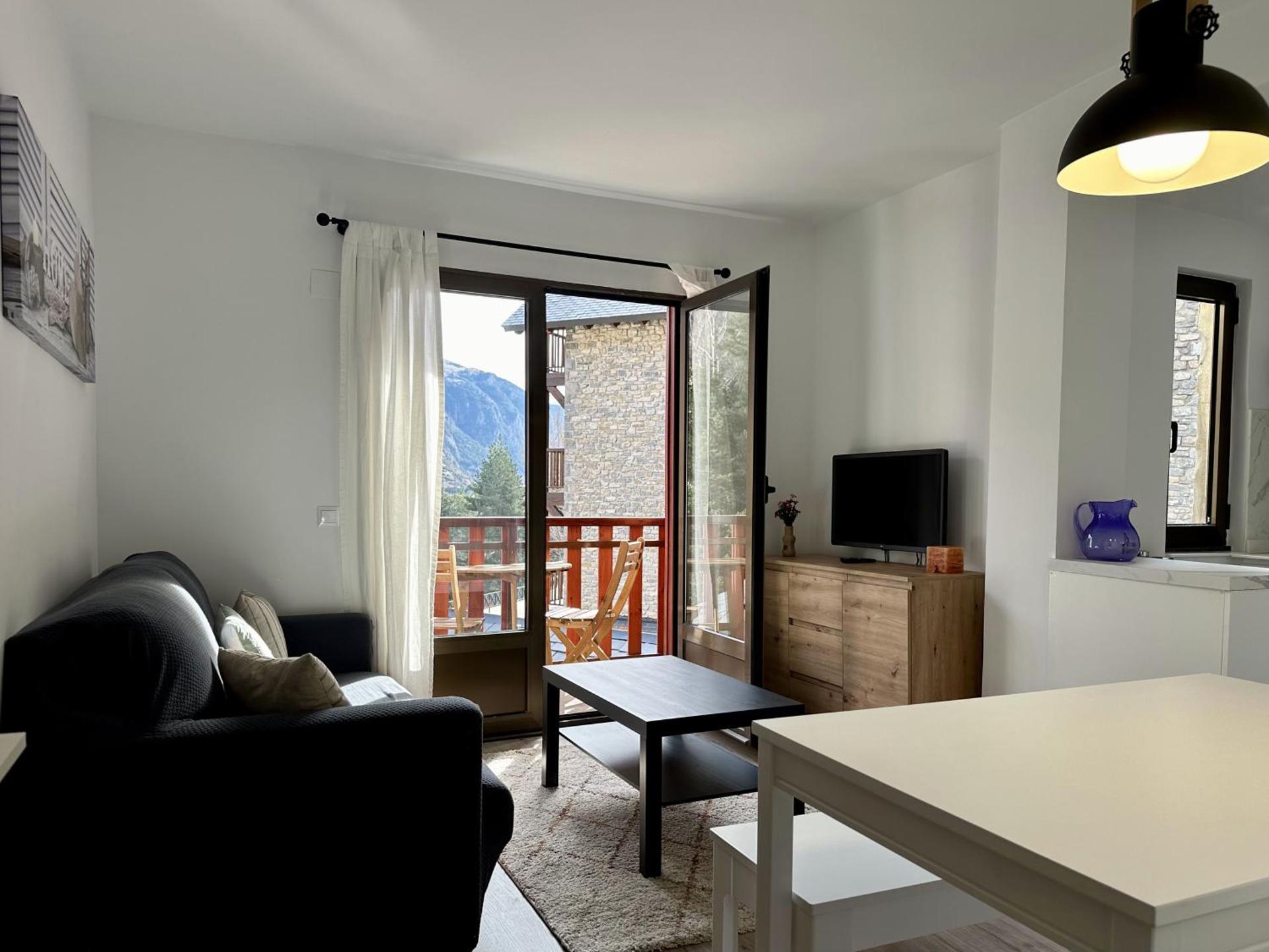 Tebarray ☆ Increíbles vistas, terraza y garaje · Pirineos360