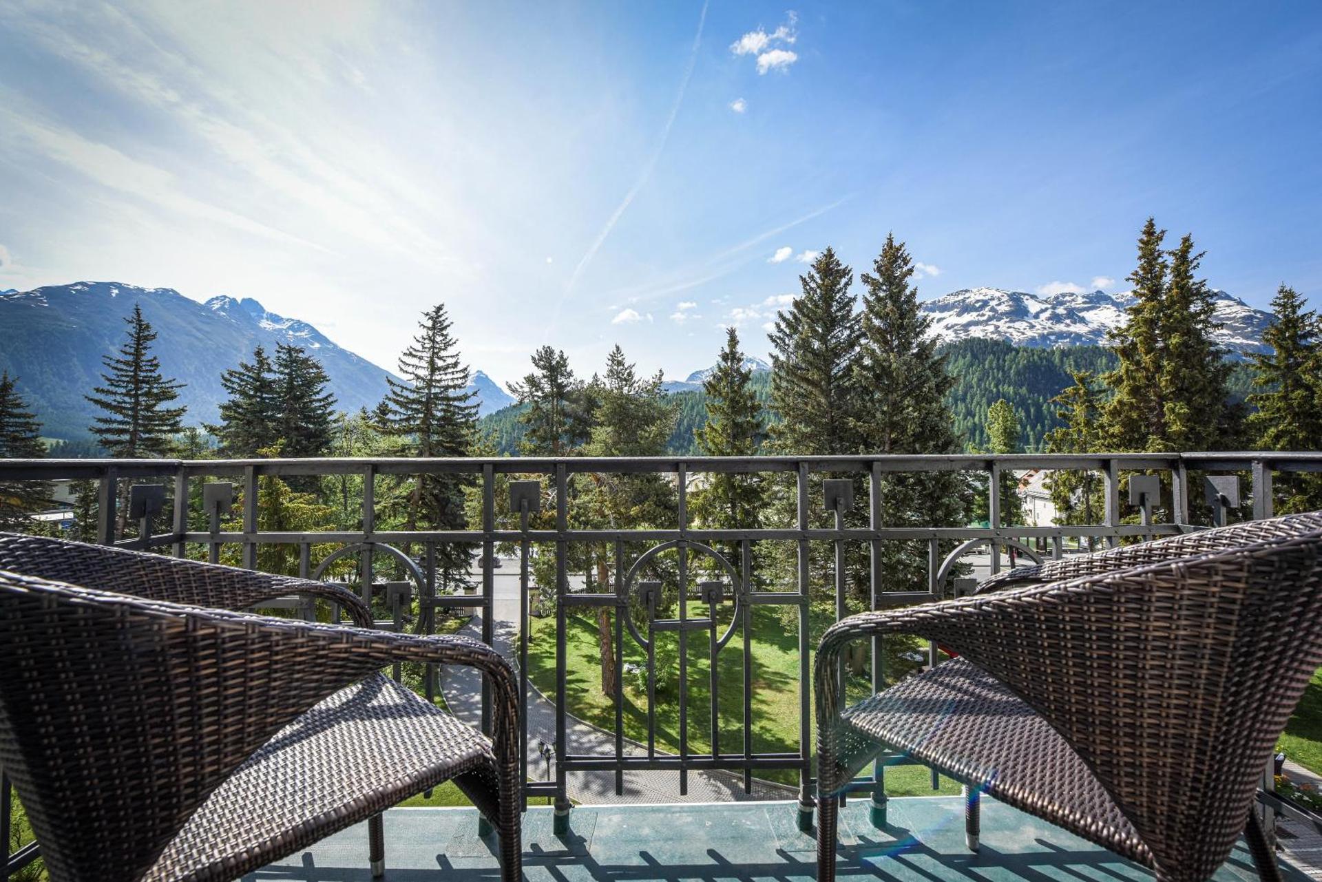 Deluxe Double Room Classic with balcony