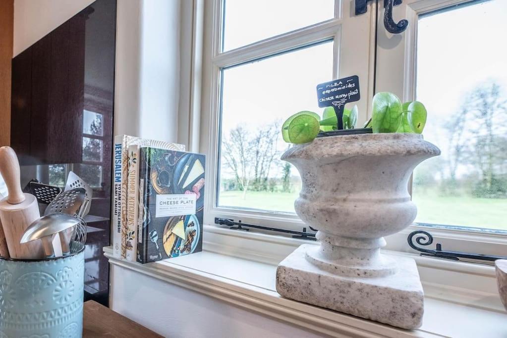 3 Old School Cottages, Wissett