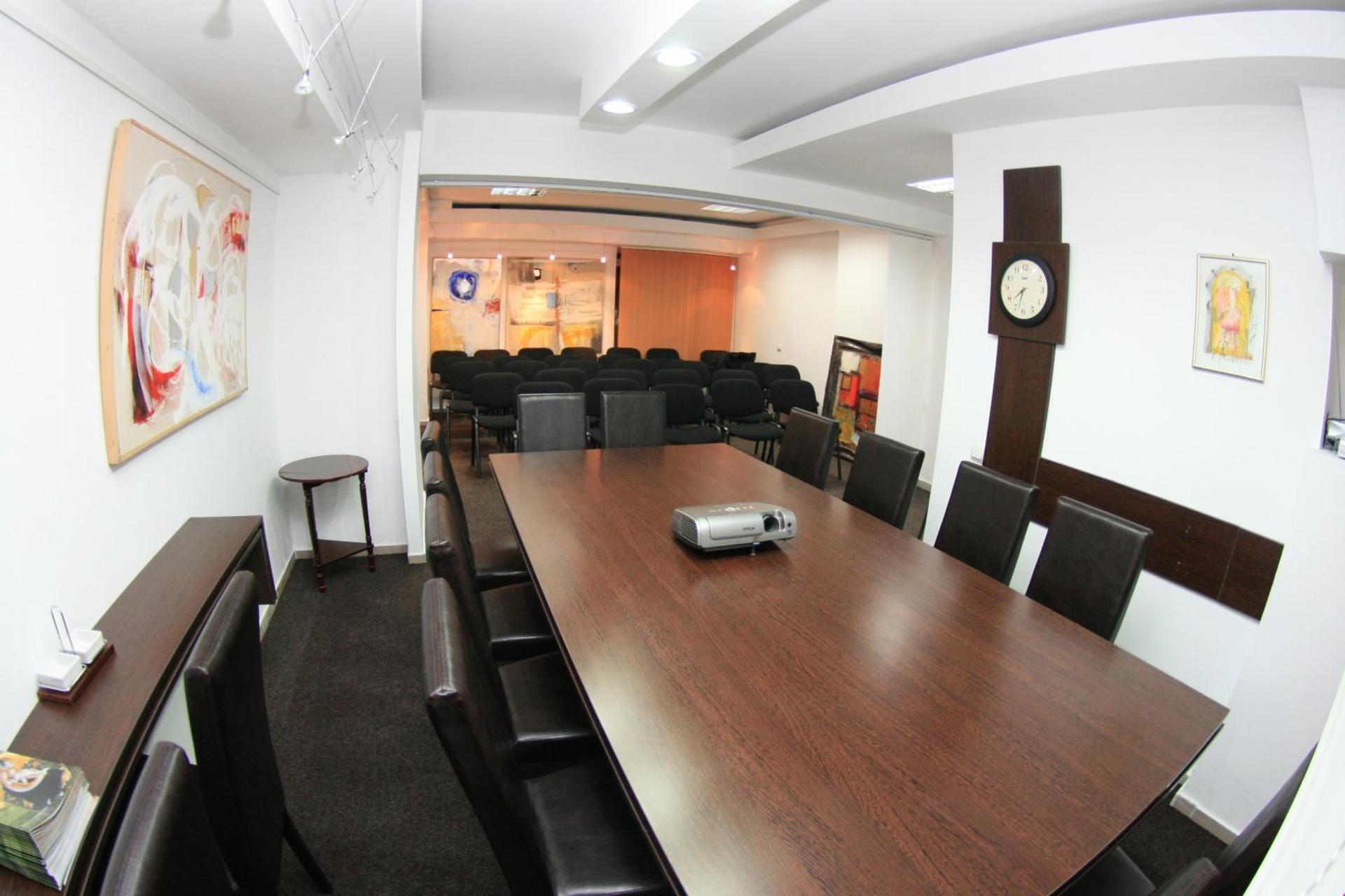 Meeting/conference room