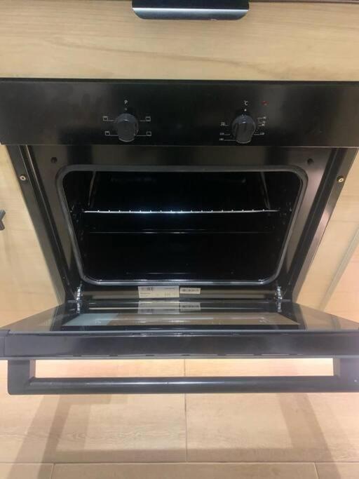 Cosy Home Next To Disneyland & Train