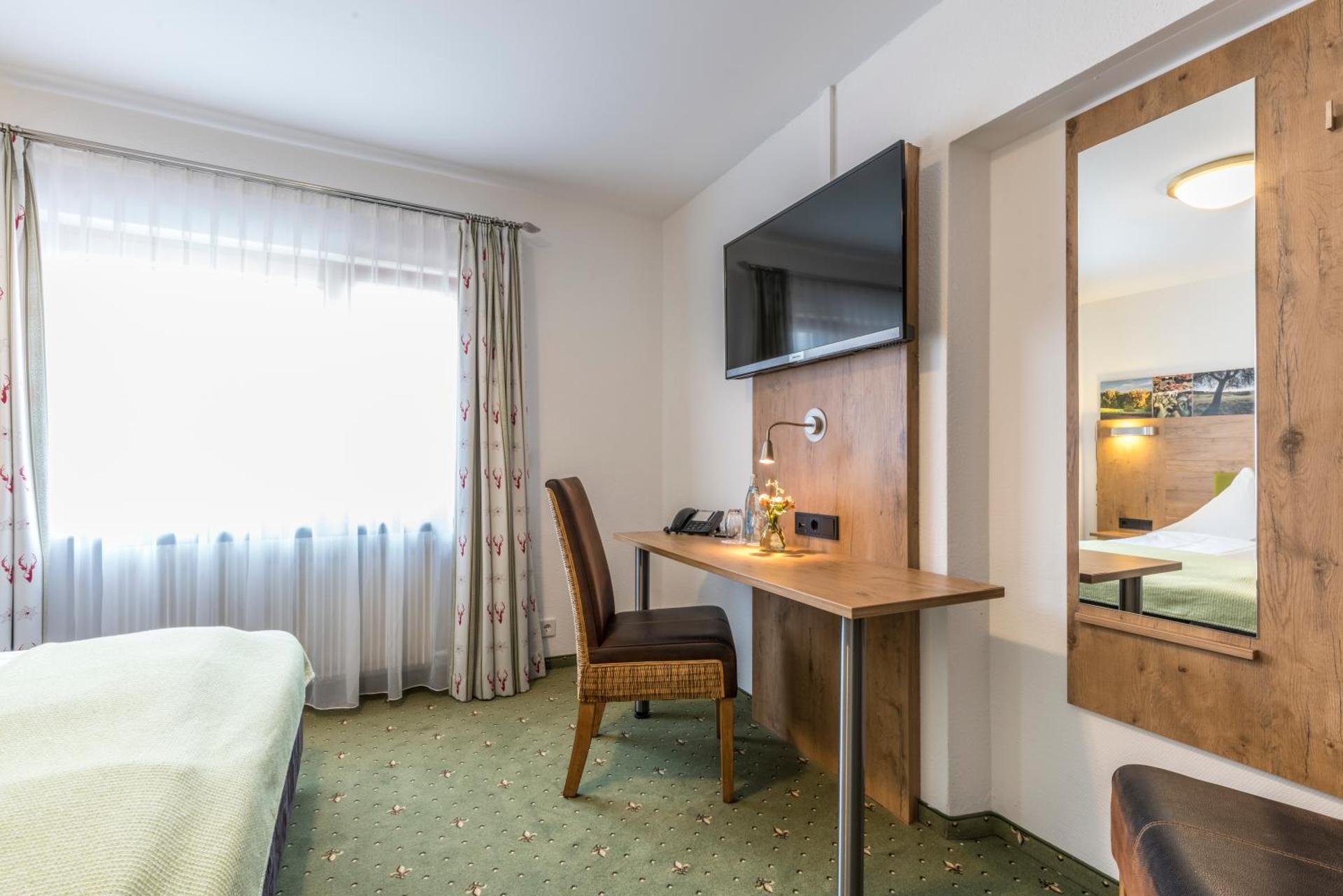Standard Twin Double Room (with Air Conditioning)