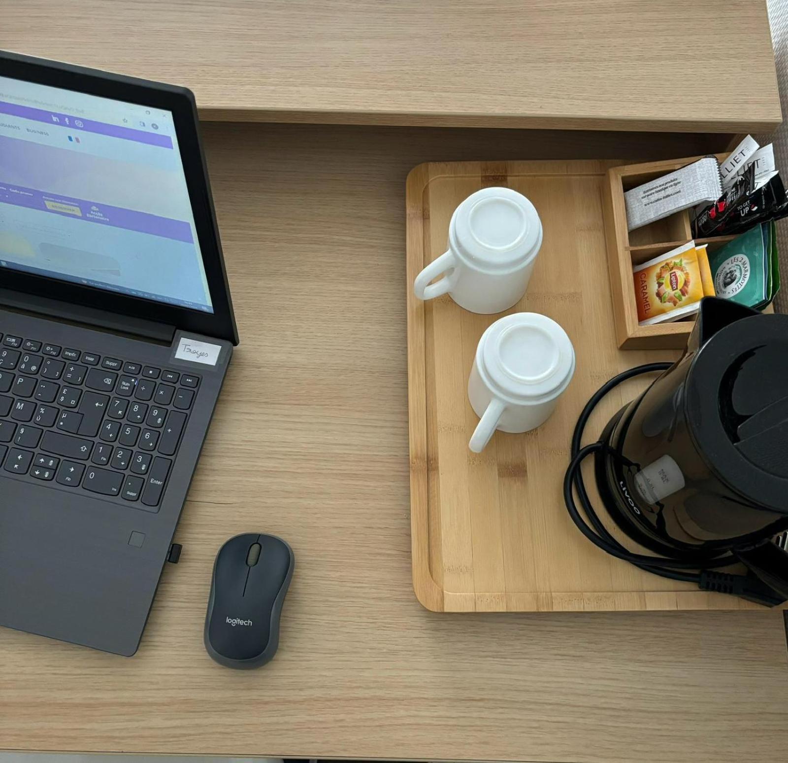 Coffee/tea facilities