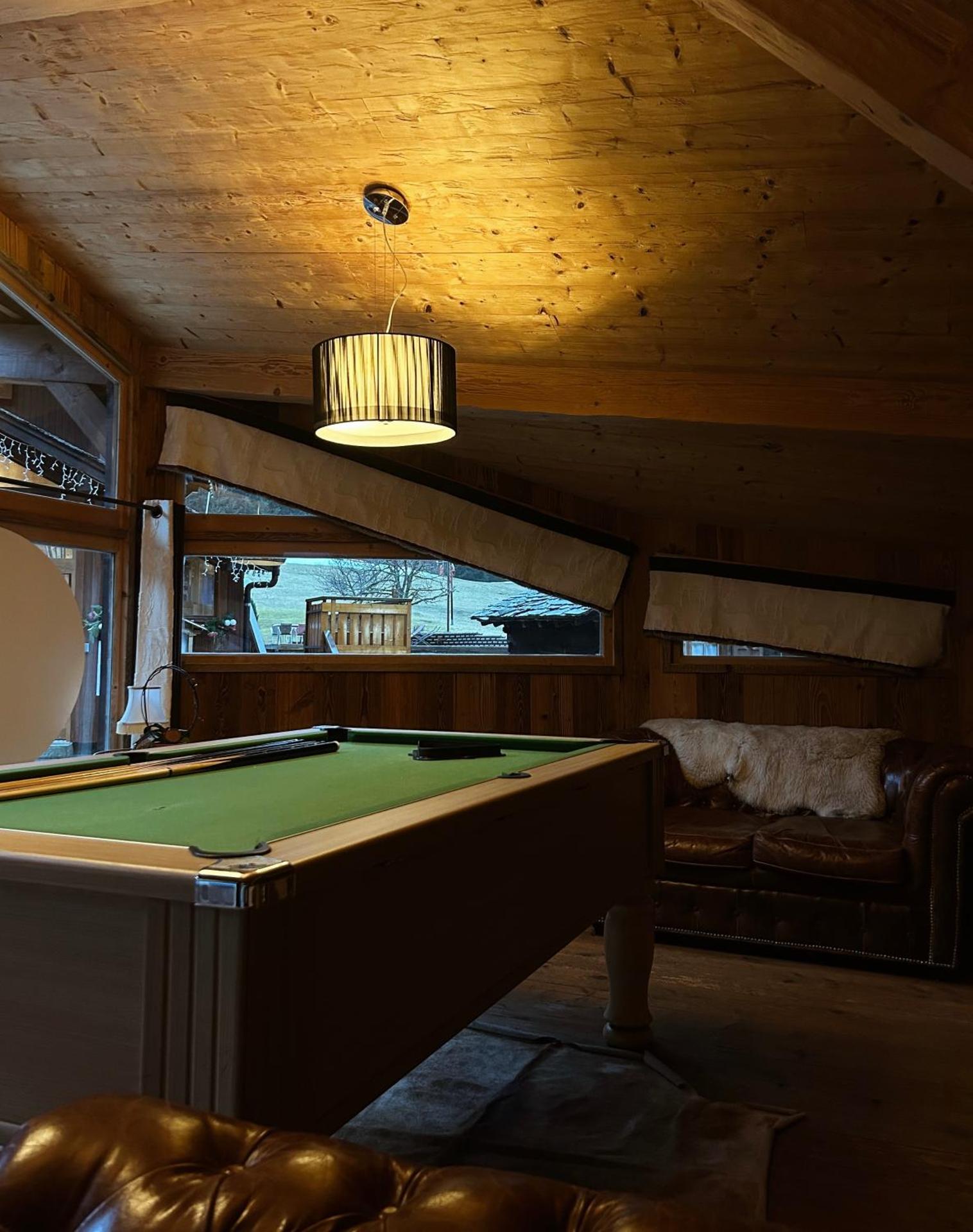 le A by neige et roc