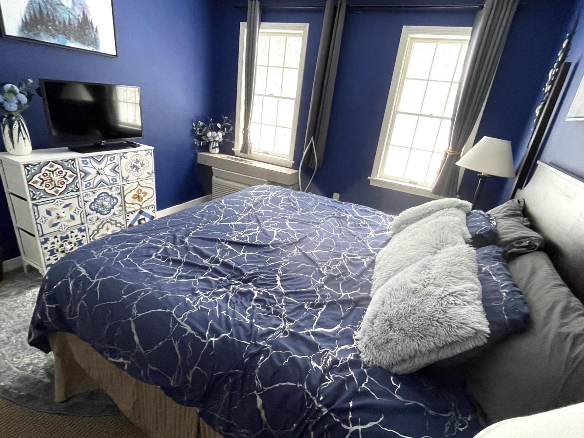 Mountain View Suite on Jiminy Peak Ski On Off -New