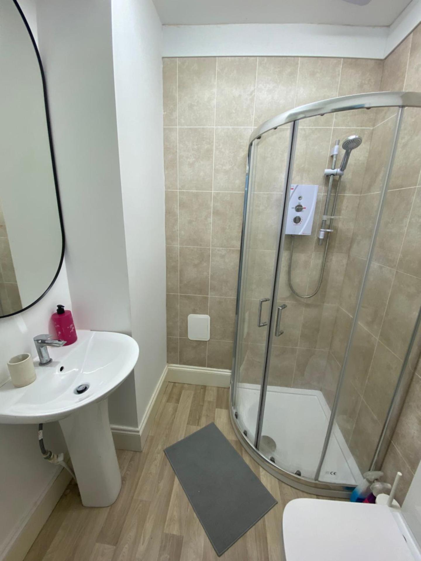 The Sunflower En-suite Room