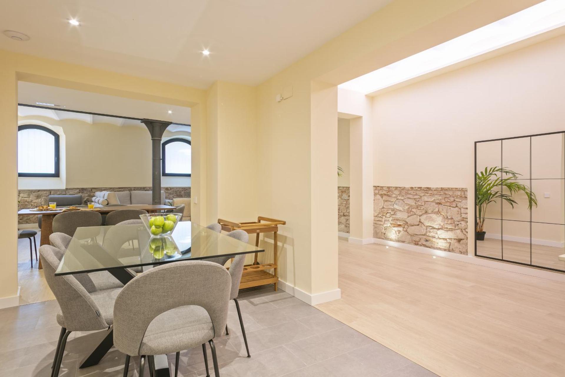 Ola Living Diagonal II Apartments