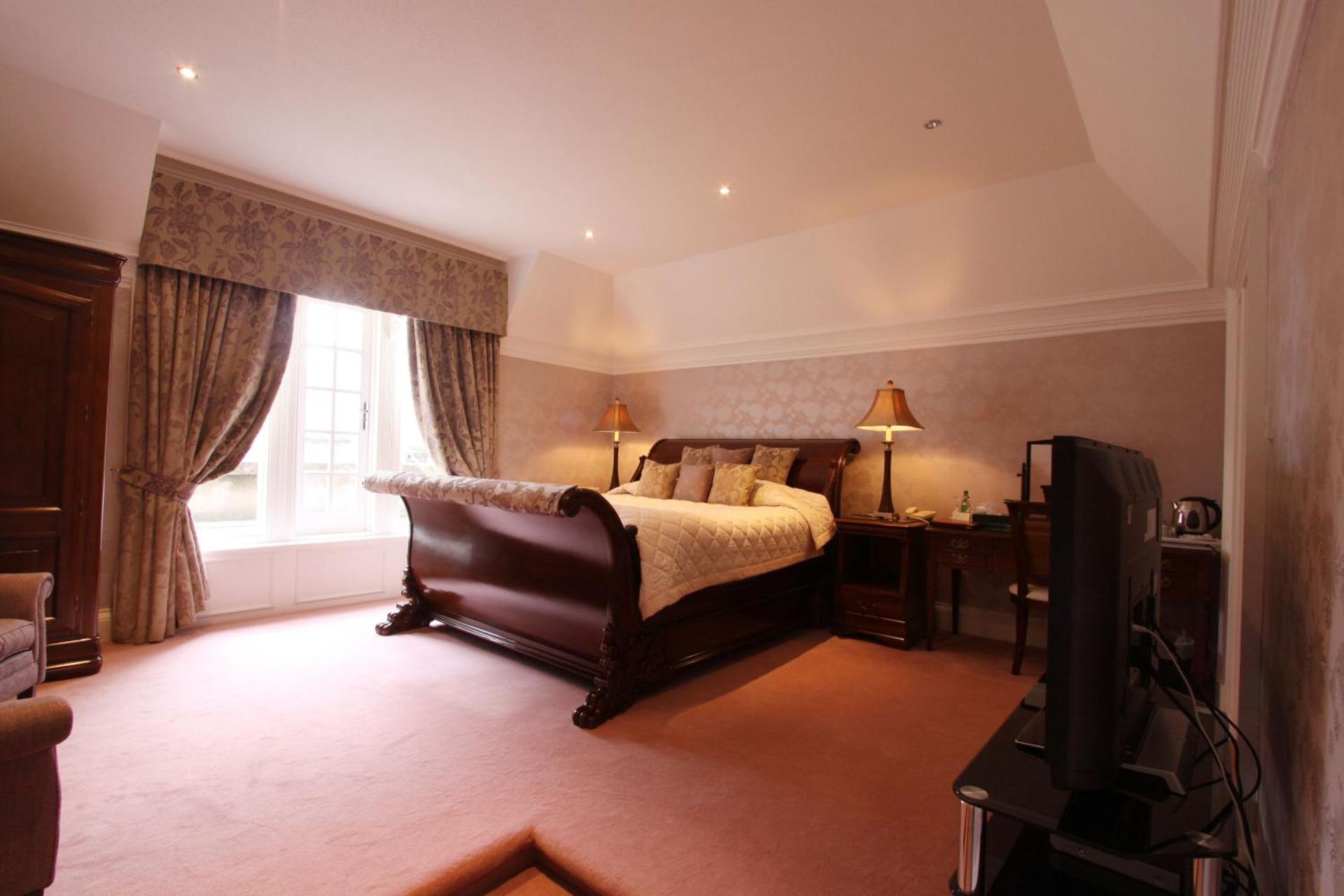Mansion House Hotel