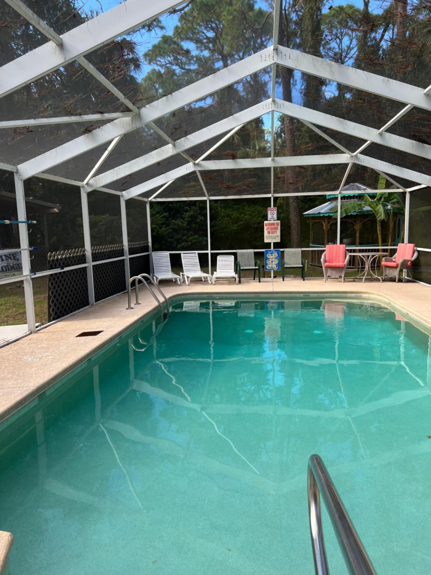 Nature Coast Inn & Cottages