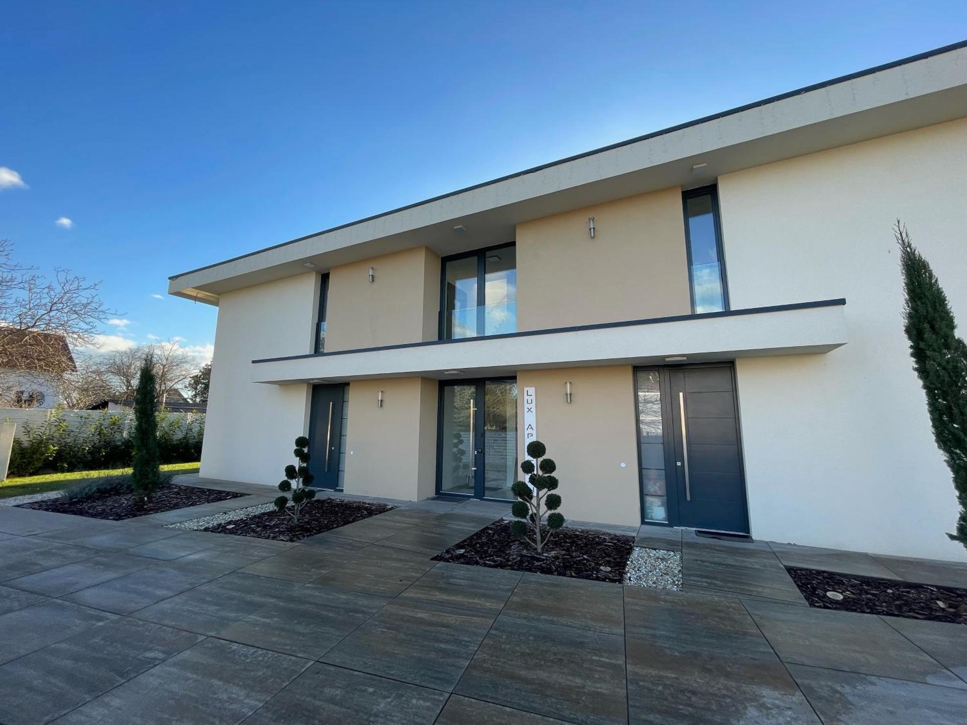 Luxury Apartments in Balatonalmádi, Almádi Lux Apartman I - Ocean Blue