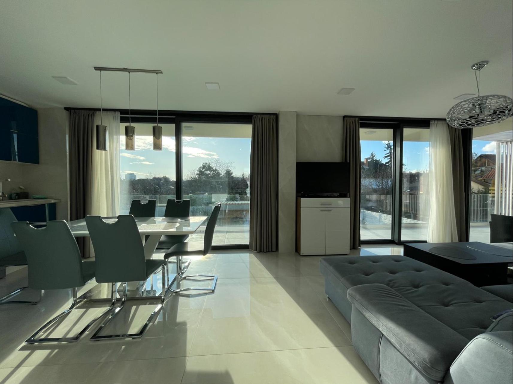 Luxury Apartments in Balatonalmádi, Almádi Lux Apartman I - Ocean Blue