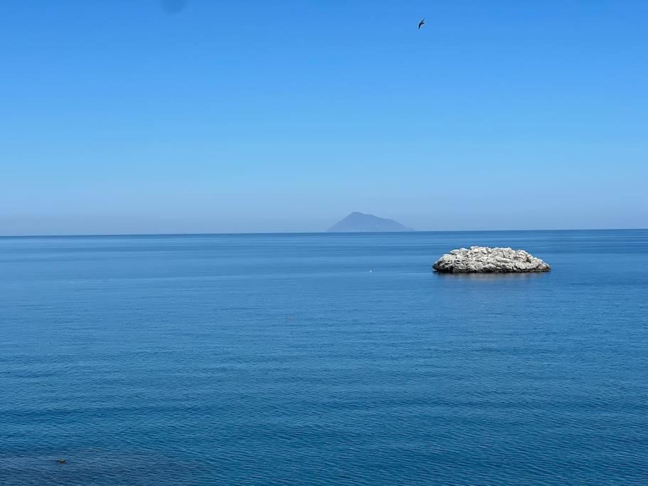 Attico una finestra sulle Isole Eolie