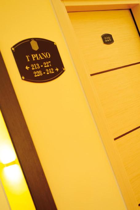 Logo/Certificate/Sign