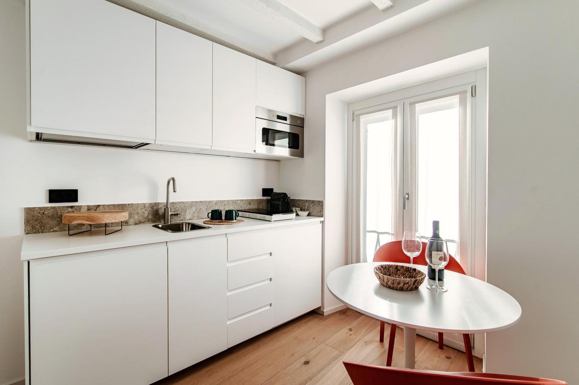 Kitchen or kitchenette