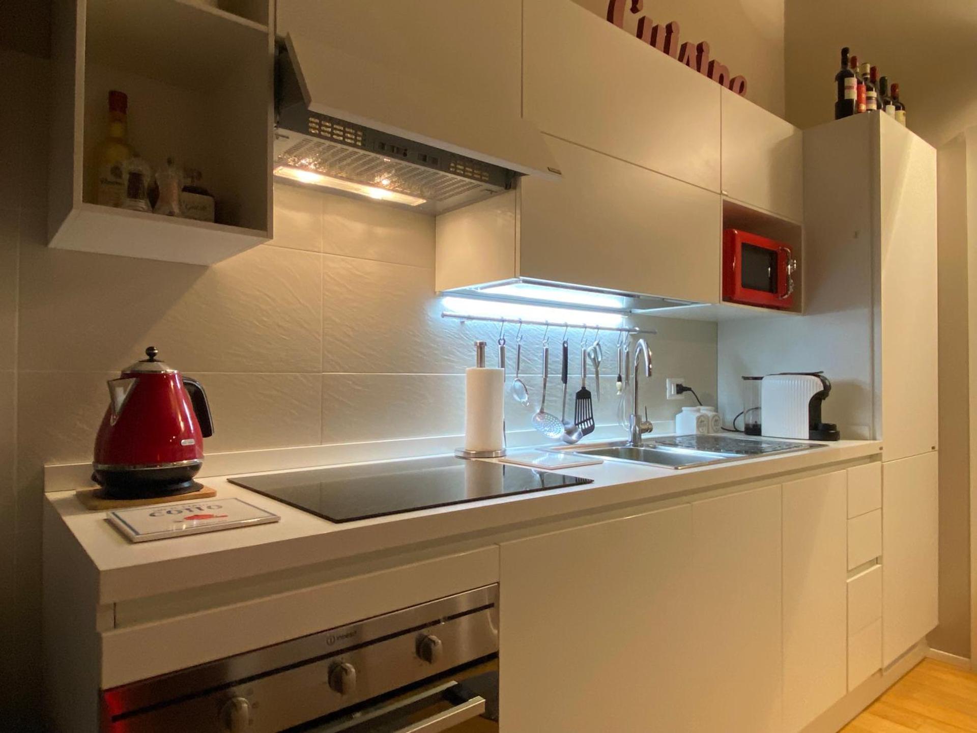 Kitchen or kitchenette