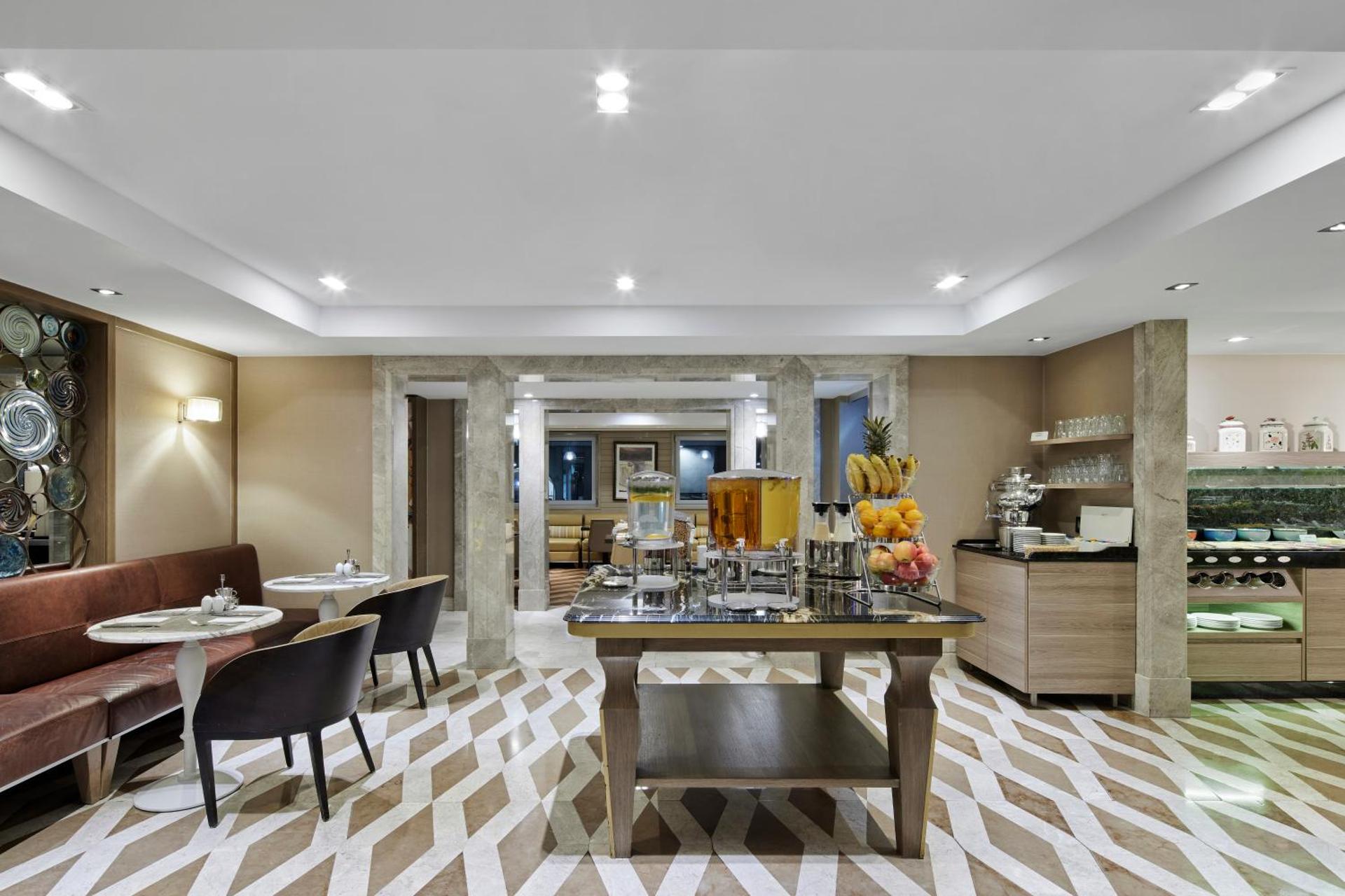 Coffee/tea facilities