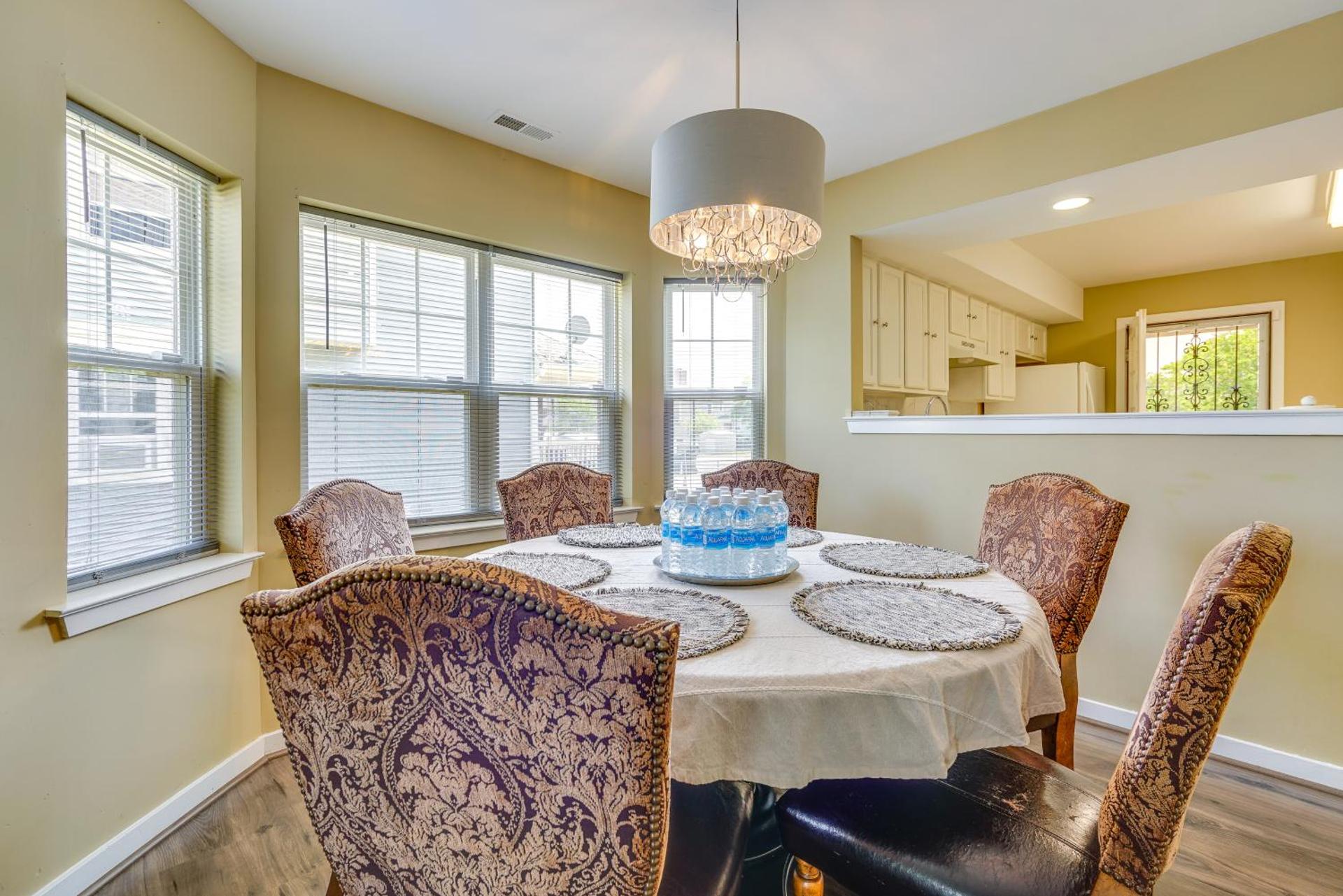 1 Mi to Beach and Casinos Home in Atlantic City!