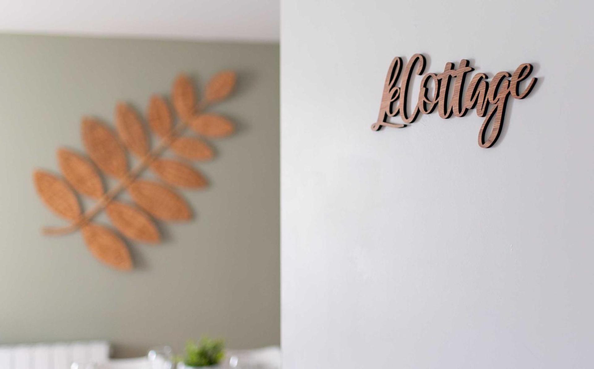 Logo/Certificate/Sign