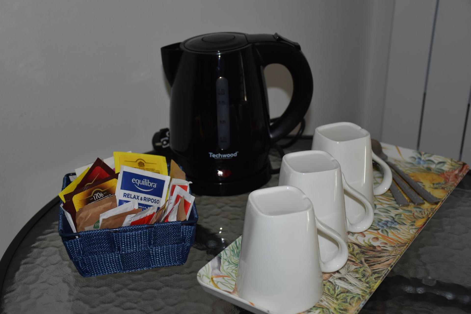 Coffee/tea facilities