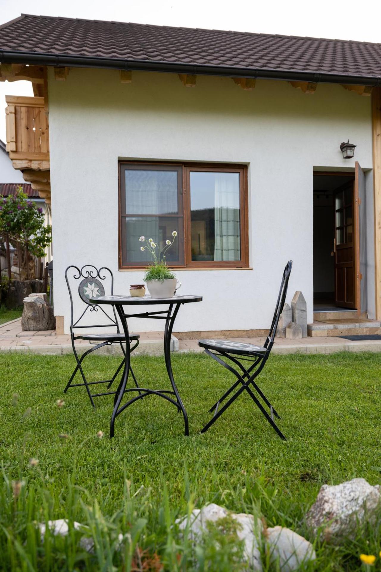 Ograda Magura village