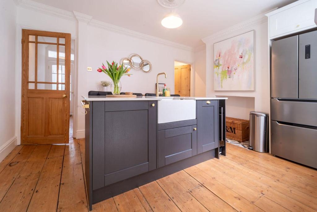 Elegant 3 bedroom home in the centre of Cheltenham