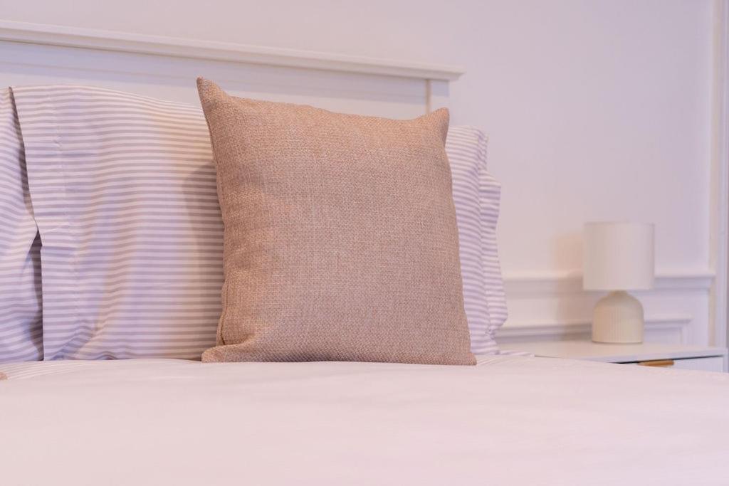 Elegant 3 bedroom home in the centre of Cheltenham