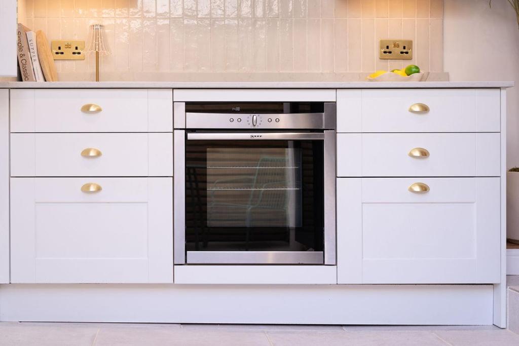 Elegant 3 bedroom home in the centre of Cheltenham