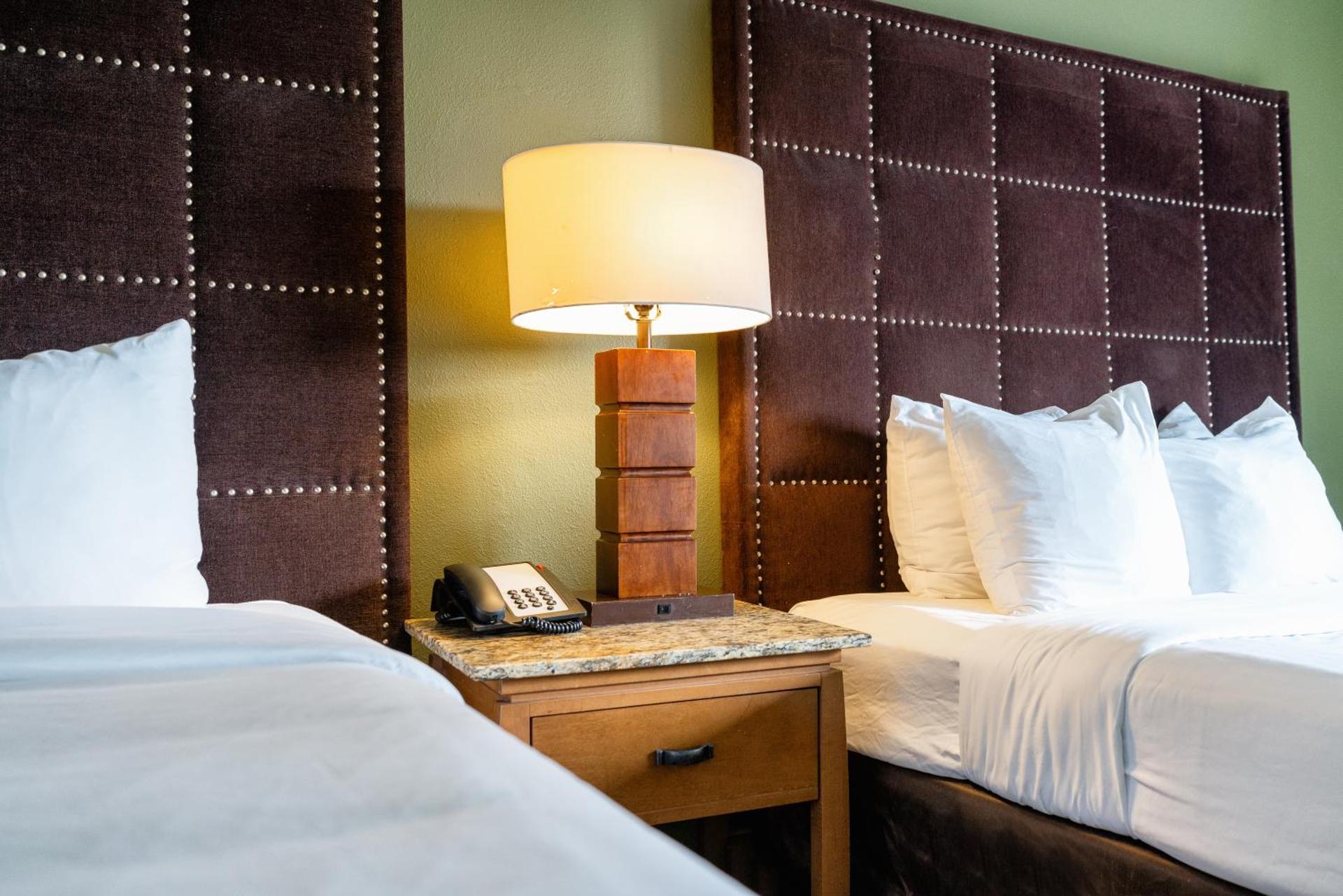 The Buena Park Hotel & Suites