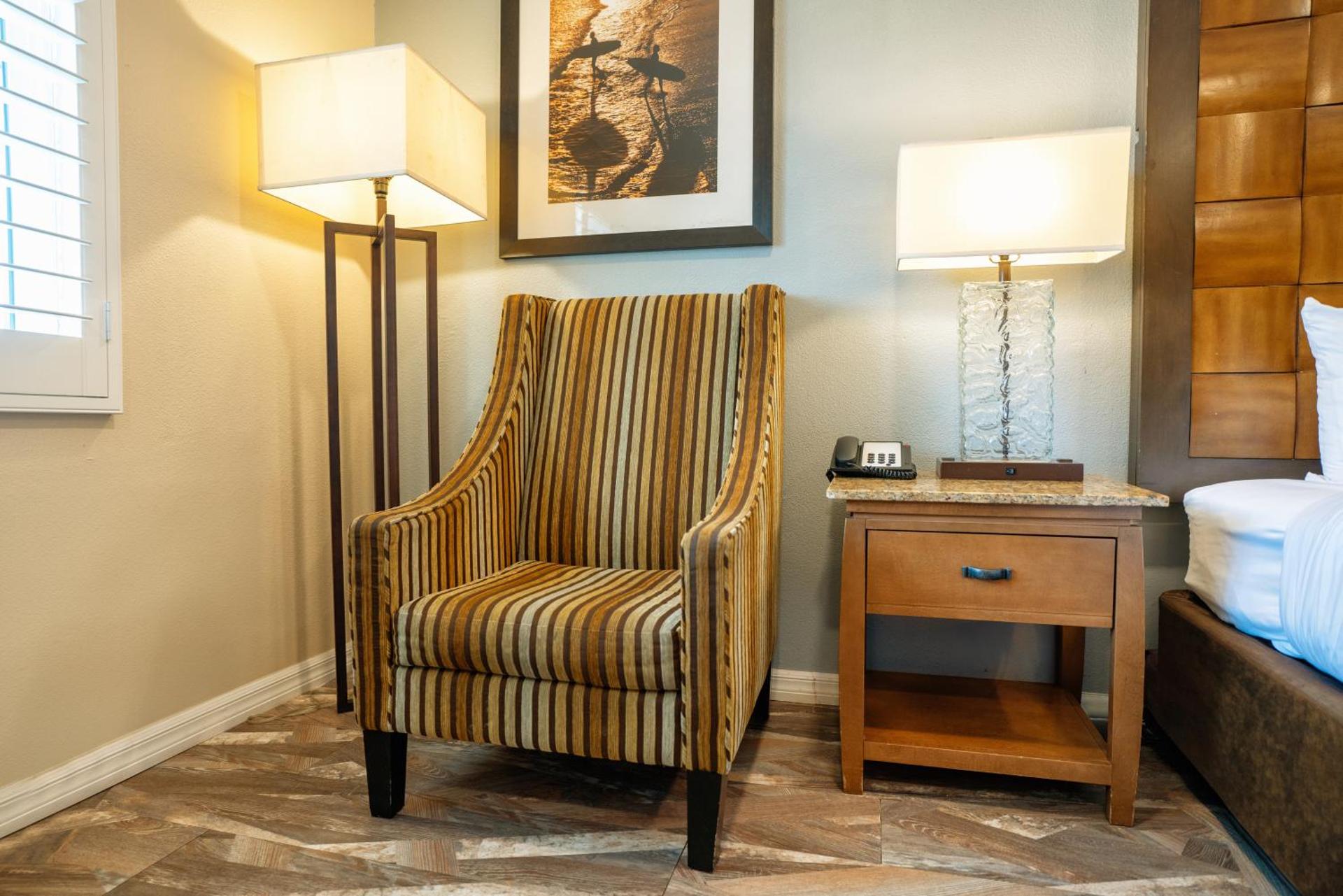 The Buena Park Hotel & Suites