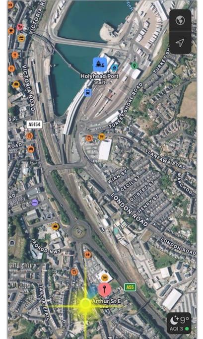 Holyhead central stay