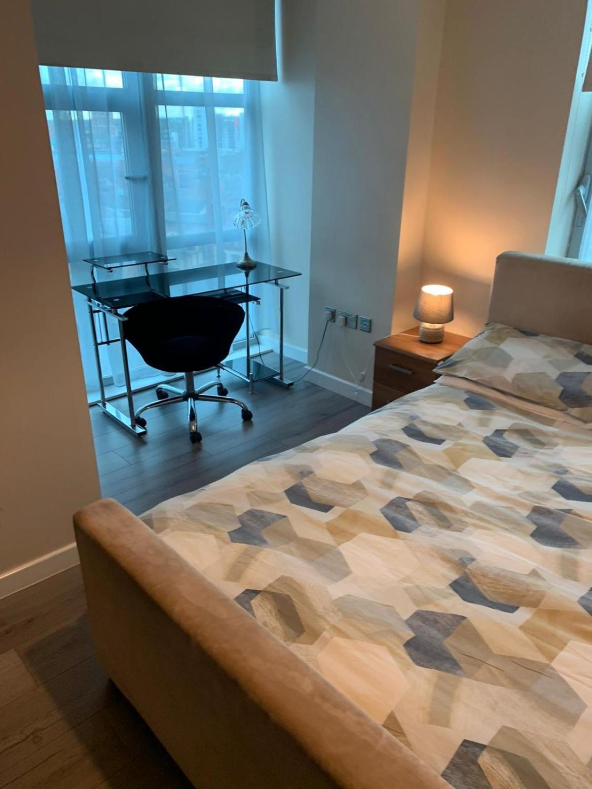 2 Bed duplex, close to Millennium Square