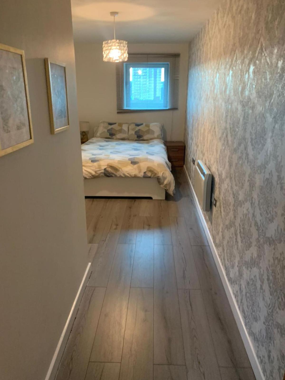 2 Bed duplex, close to Millennium Square