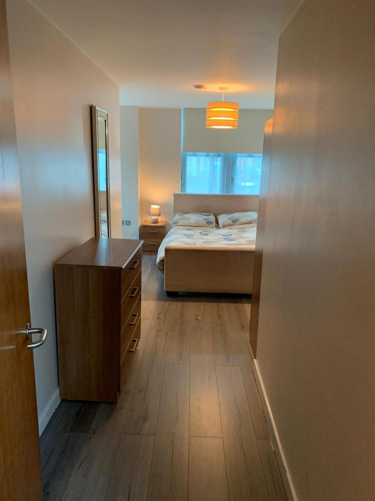 2 Bed duplex, close to Millennium Square