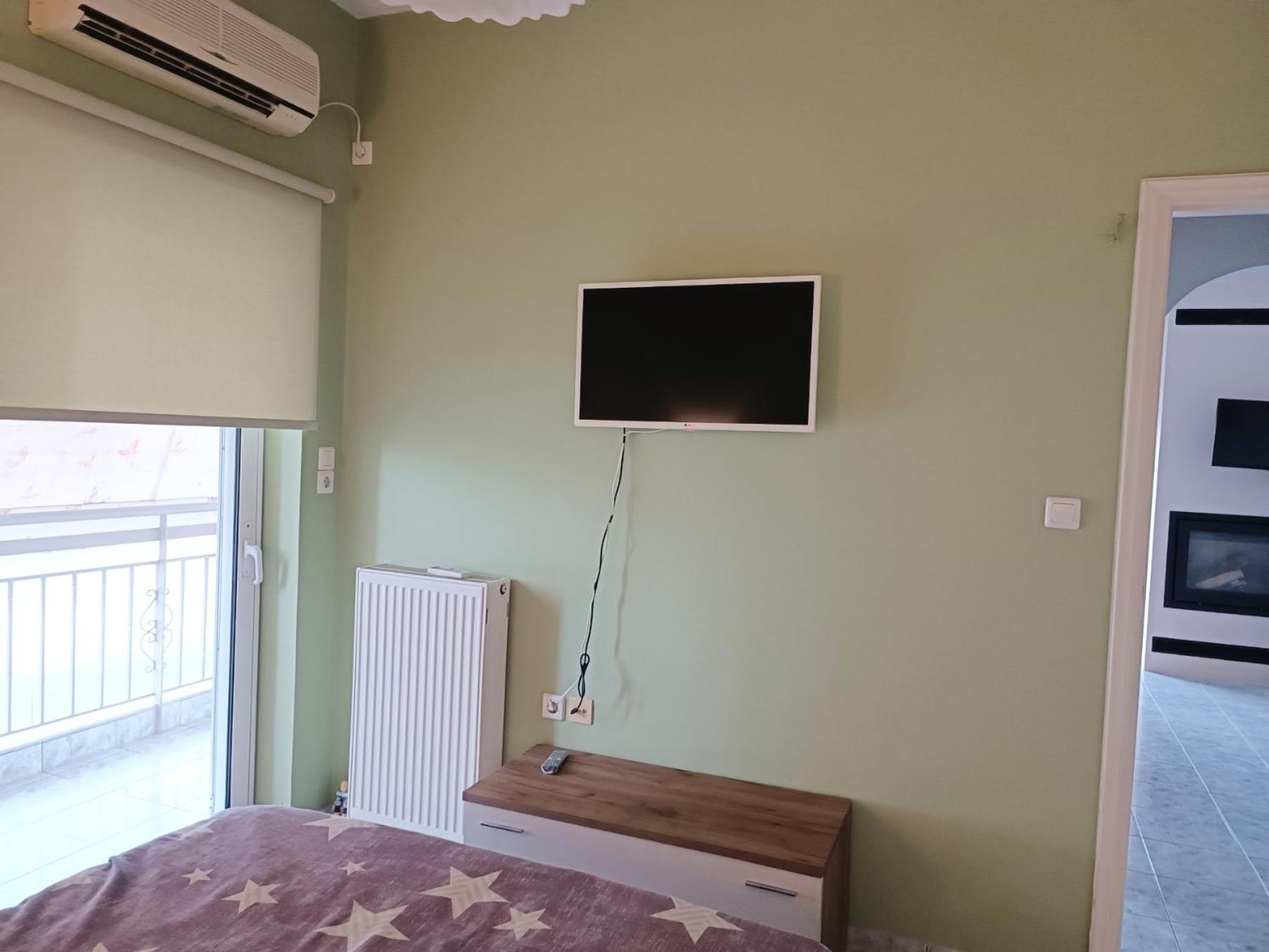 Rea's House Vrachati