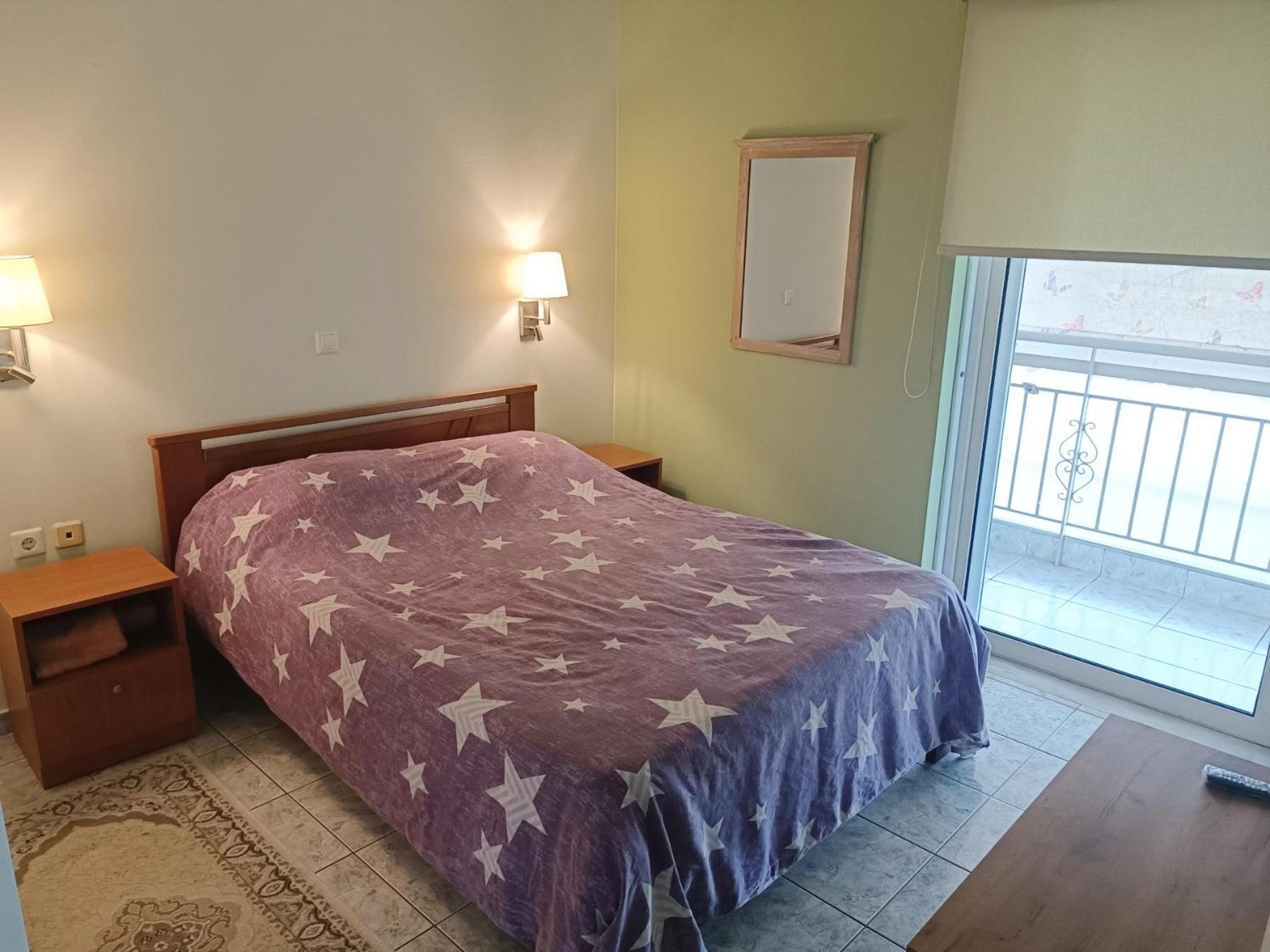 Rea's House Vrachati