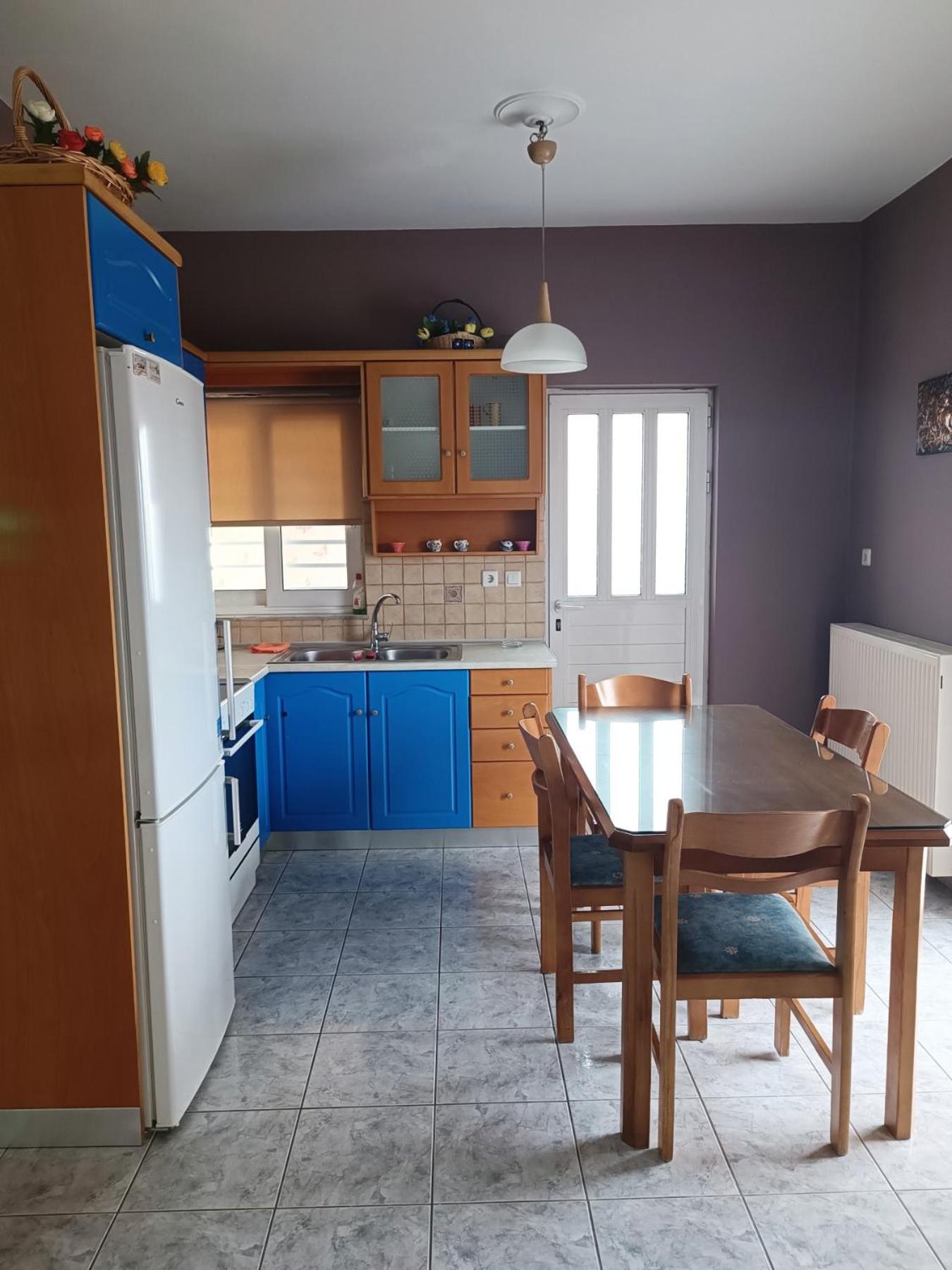 Rea's House Vrachati