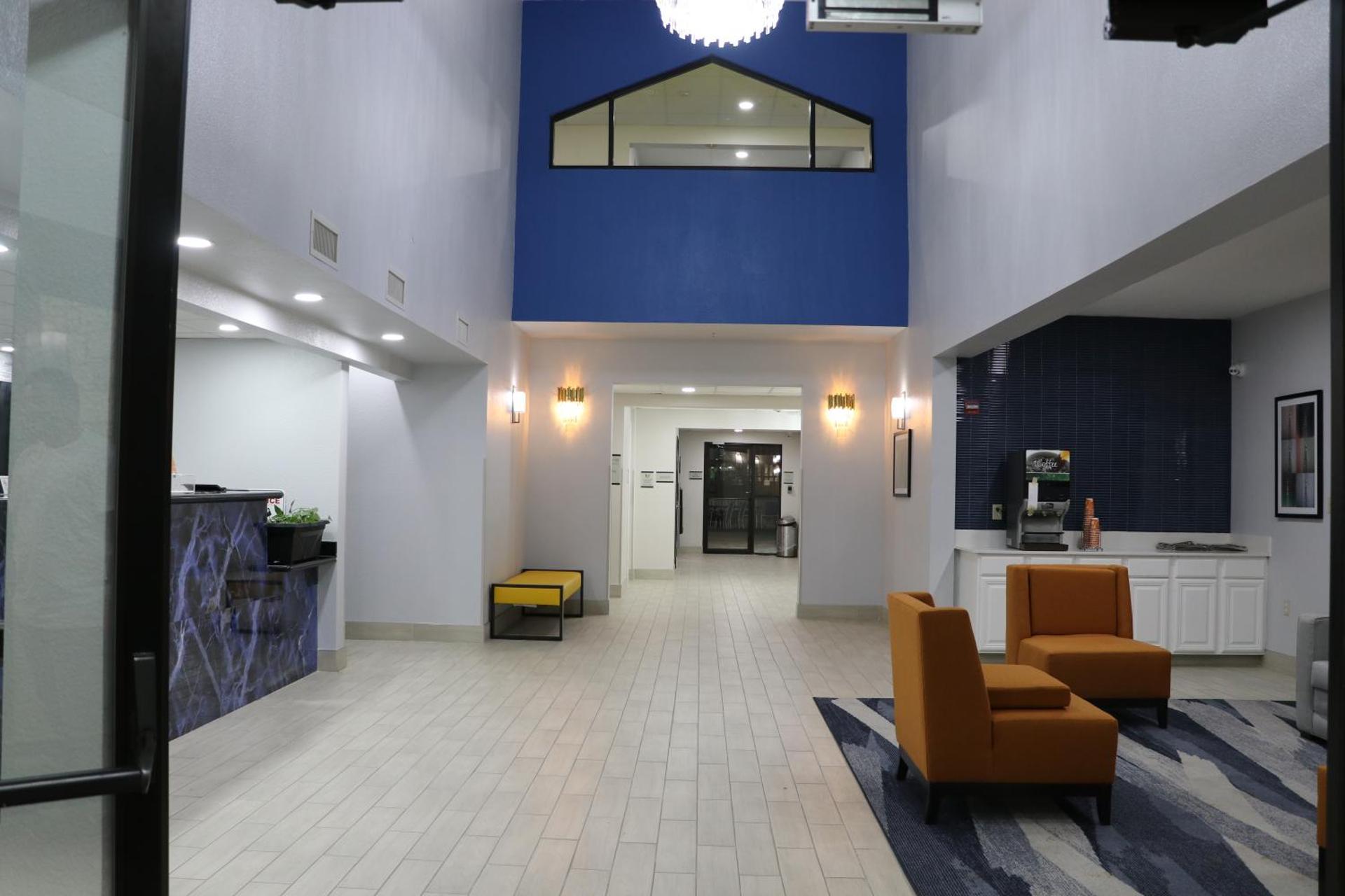 Quality Inn & Suites Buda