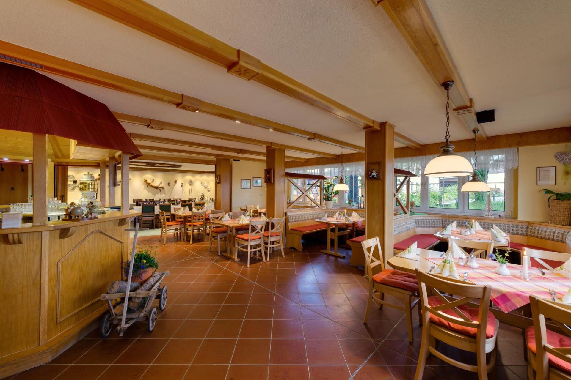 Restaurant/places to eat