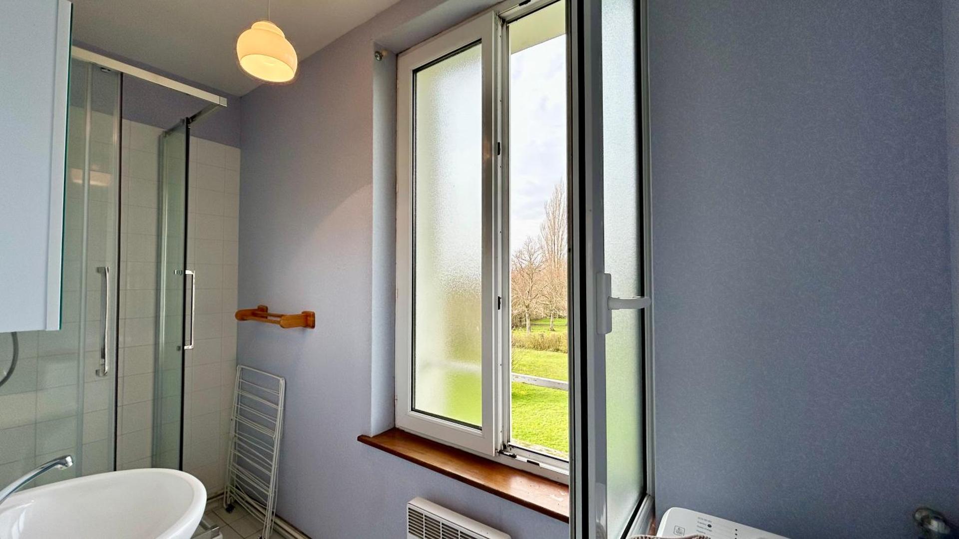 Pommeraie et Eglantines