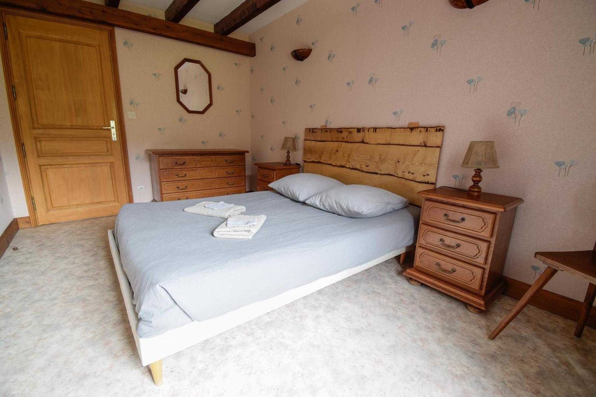 La ferme au gîte. (accepte les animaux)