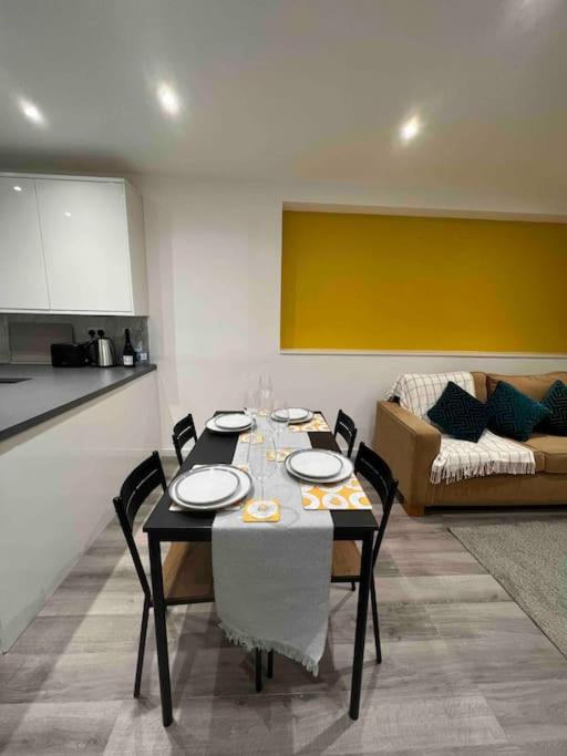 Stunning 3BR Maisonette in Brixton